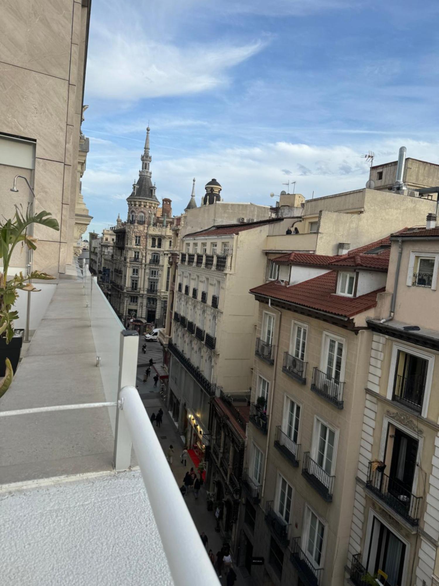 شقة Center City, Puerta Del Sol Terraza مدريد المظهر الخارجي الصورة