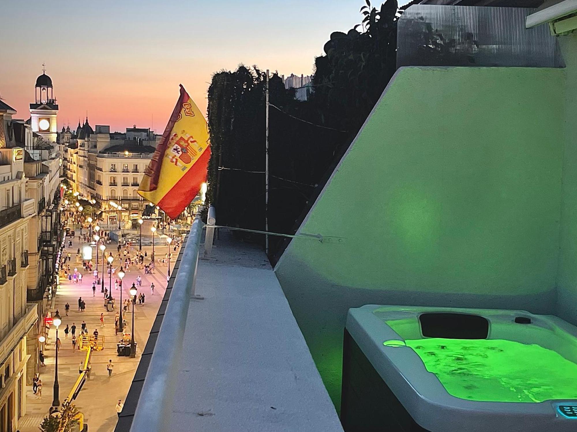 شقة Center City, Puerta Del Sol Terraza مدريد المظهر الخارجي الصورة